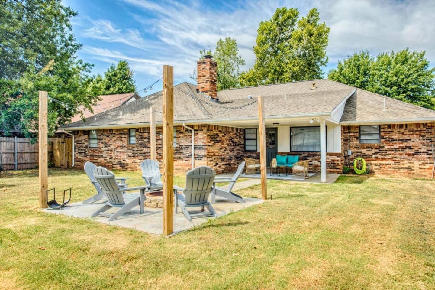 Willa New Hummingbird Haven - Nw Okc, Billiards, Firepit Oklahoma City Zewnętrze zdjęcie